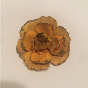 ‼️ sale 2 for $25 Vintage brooch